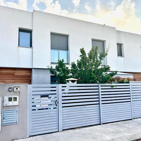 Chalet Moderno Con Piscina En Mont - Roige Bahia Zewnętrze zdjęcie