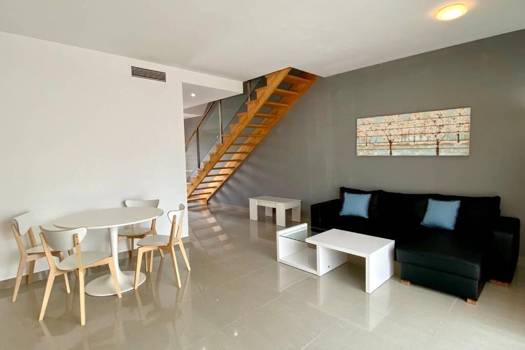 Chalet Moderno Con Piscina En Mont - Roige Bahia Zewnętrze zdjęcie