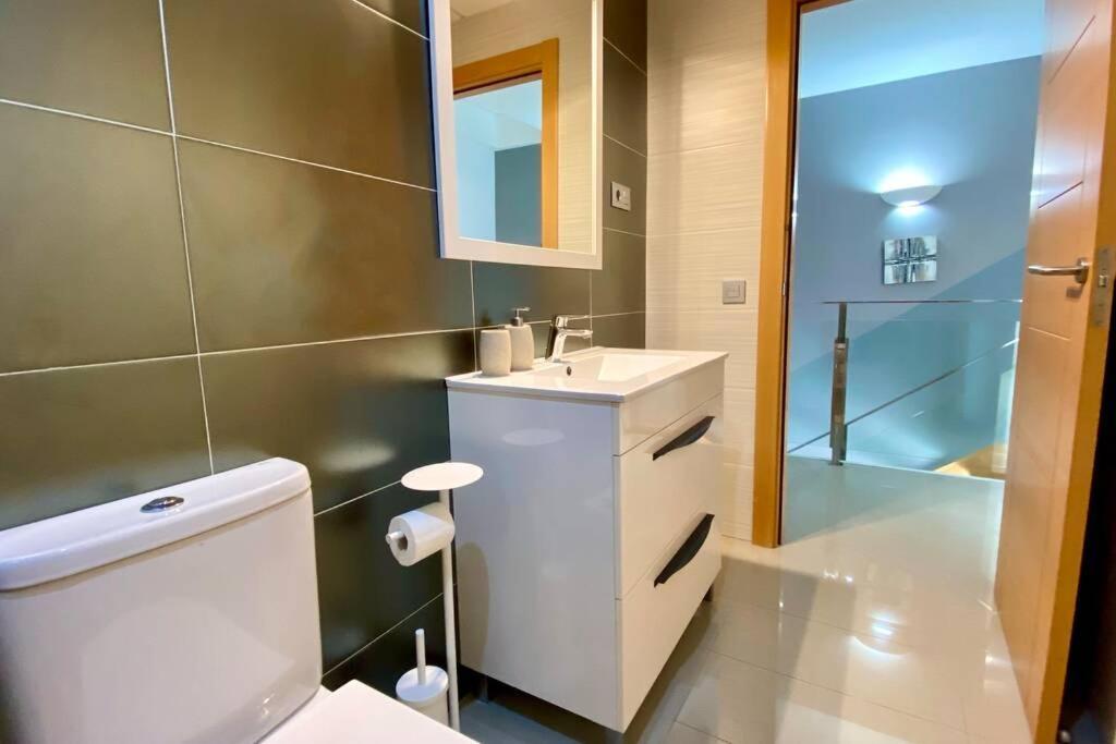 Chalet Moderno Con Piscina En Mont - Roige Bahia Zewnętrze zdjęcie