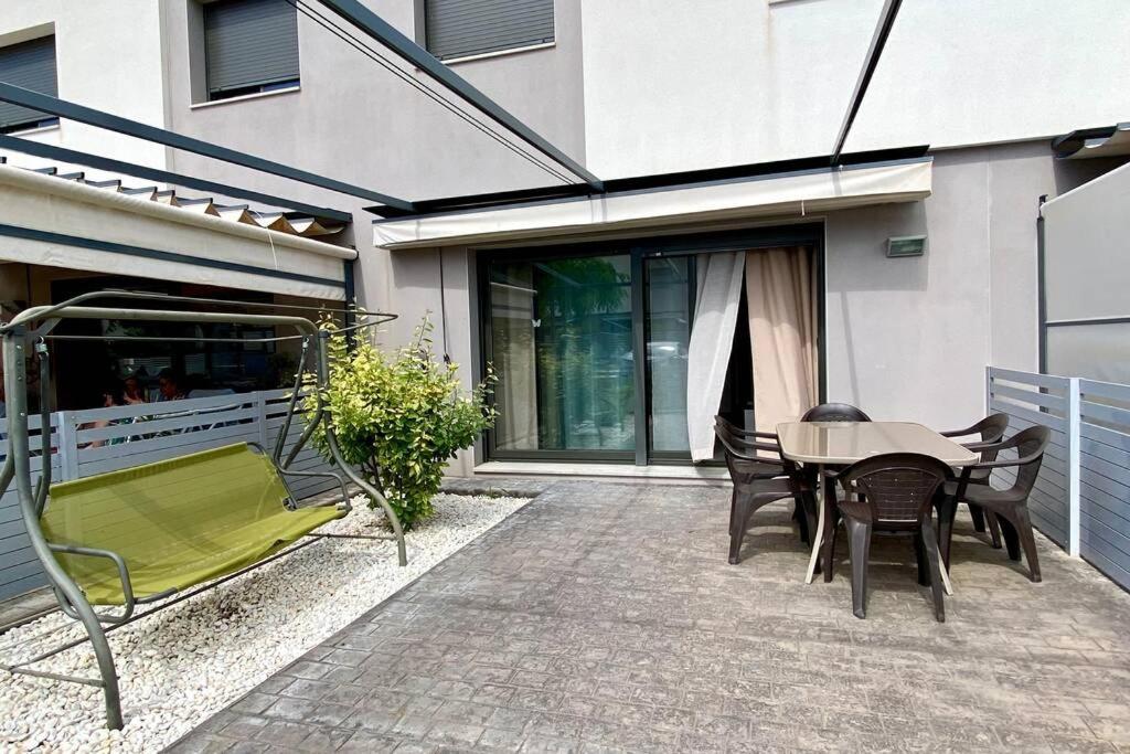 Chalet Moderno Con Piscina En Mont - Roige Bahia Zewnętrze zdjęcie