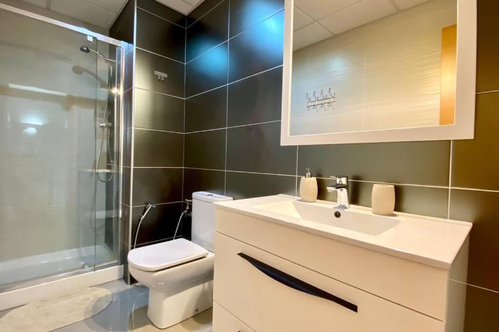 Chalet Moderno Con Piscina En Mont - Roige Bahia Zewnętrze zdjęcie