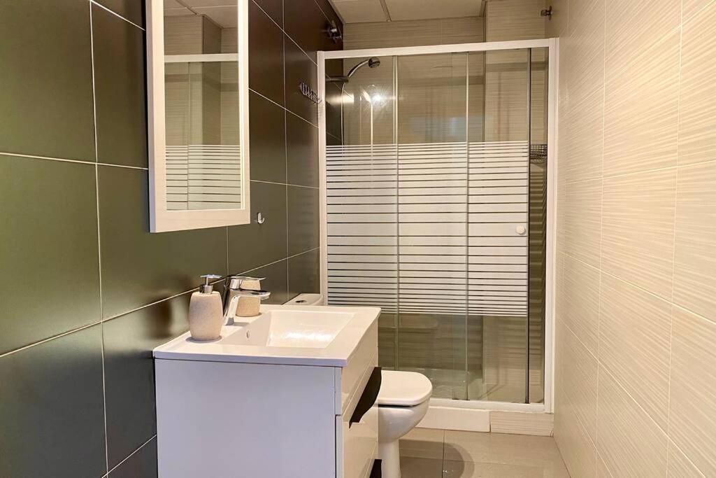 Chalet Moderno Con Piscina En Mont - Roige Bahia Zewnętrze zdjęcie