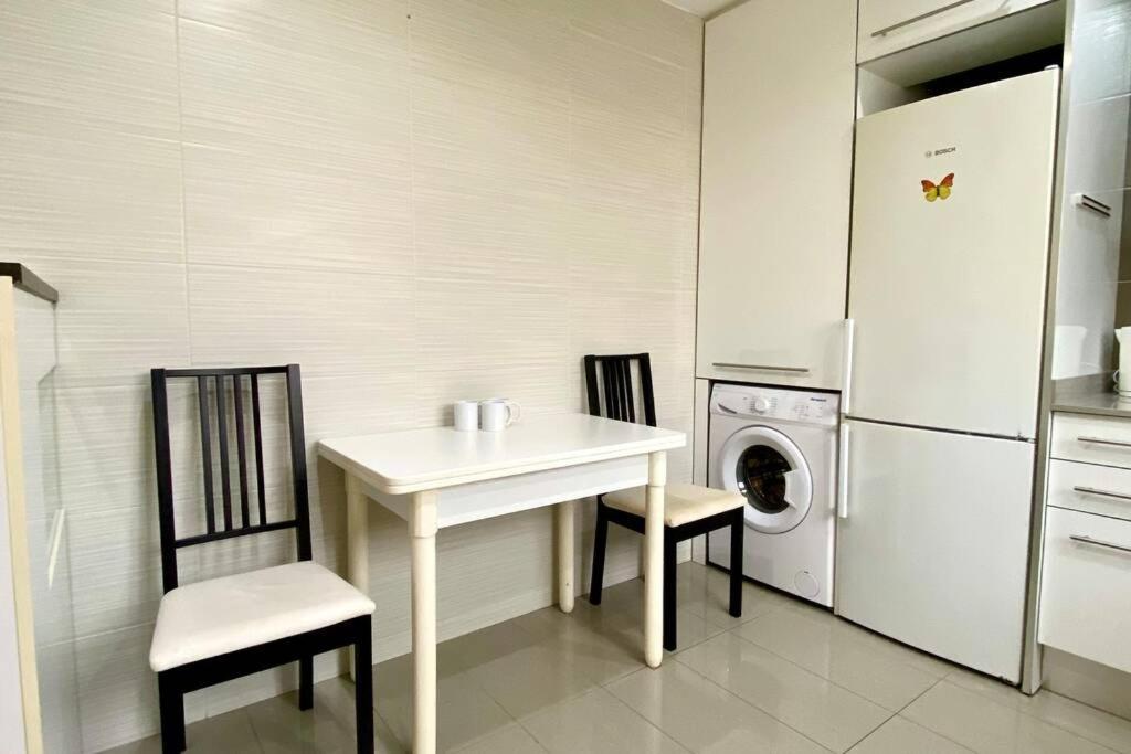 Chalet Moderno Con Piscina En Mont - Roige Bahia Zewnętrze zdjęcie